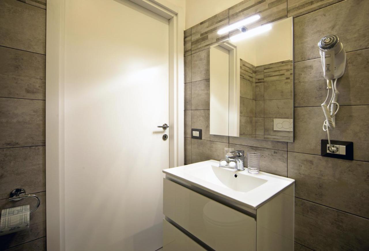 Residenza Tupini, S.Pietro Suites Rome Extérieur photo